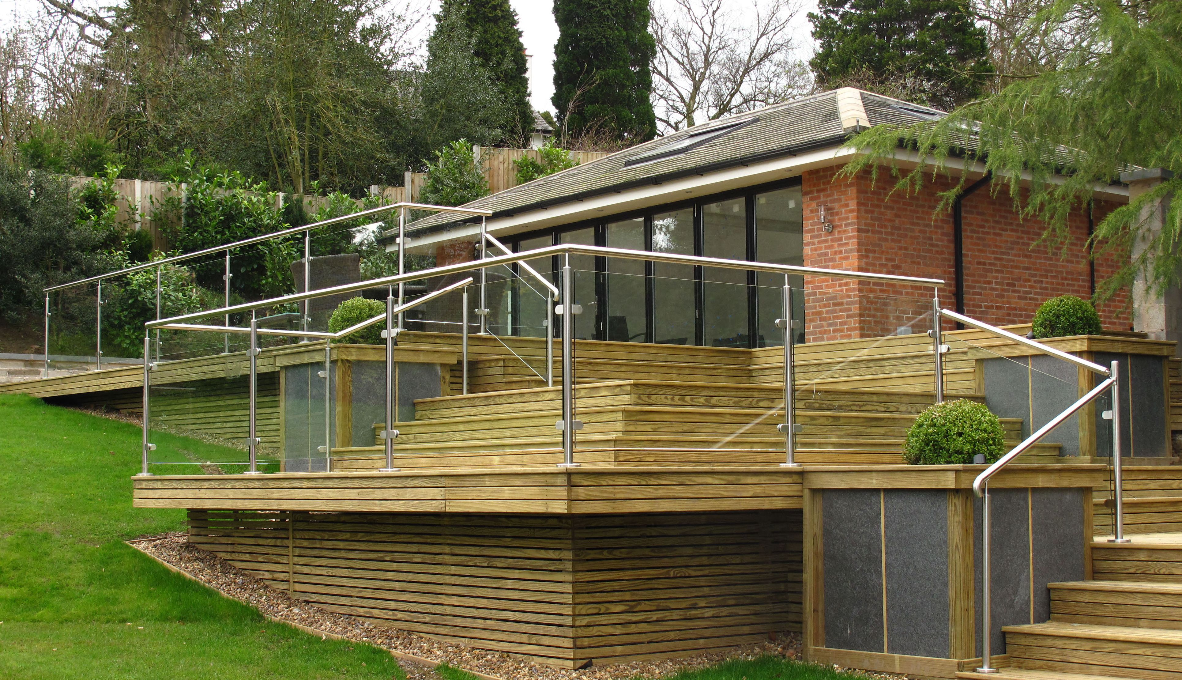 Deck glass balustrade